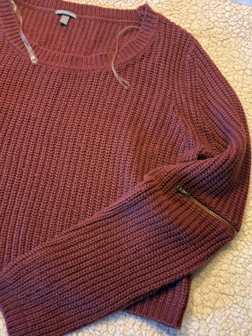 Women's Sweater & Shirt Bundle. Size Small - Burgundy, Tan, Blue. - Picture 7 of 10